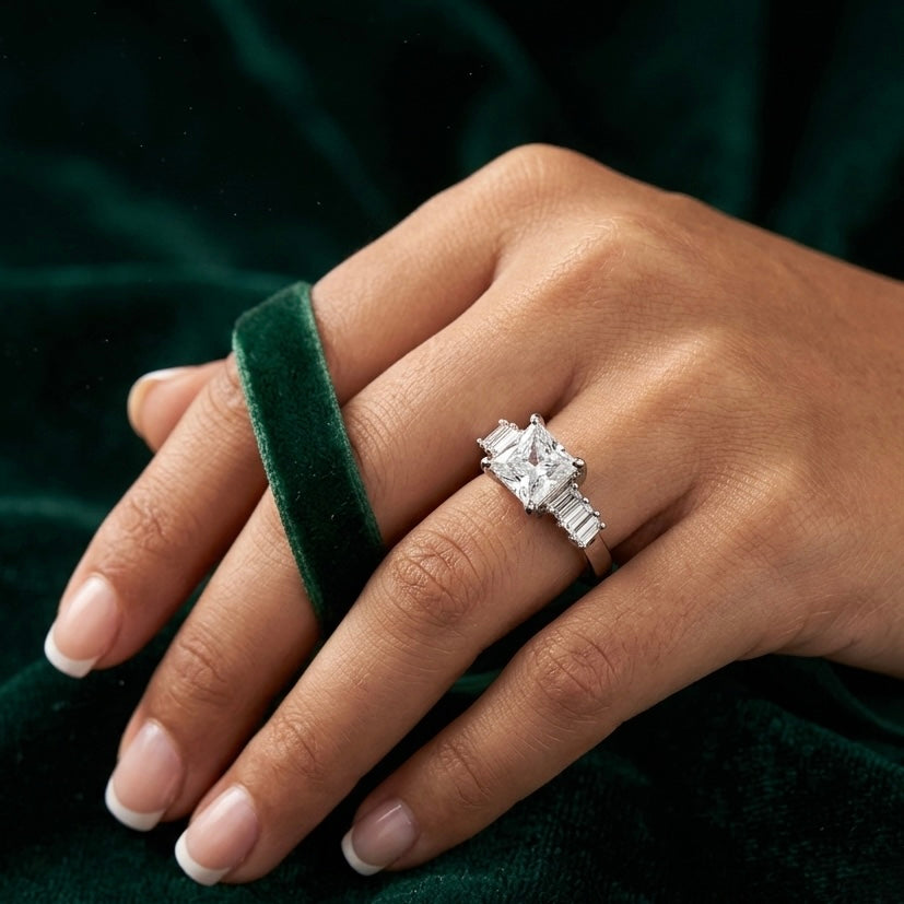 925 Sterling Silver Cubic Zirconia Solitaire Ring